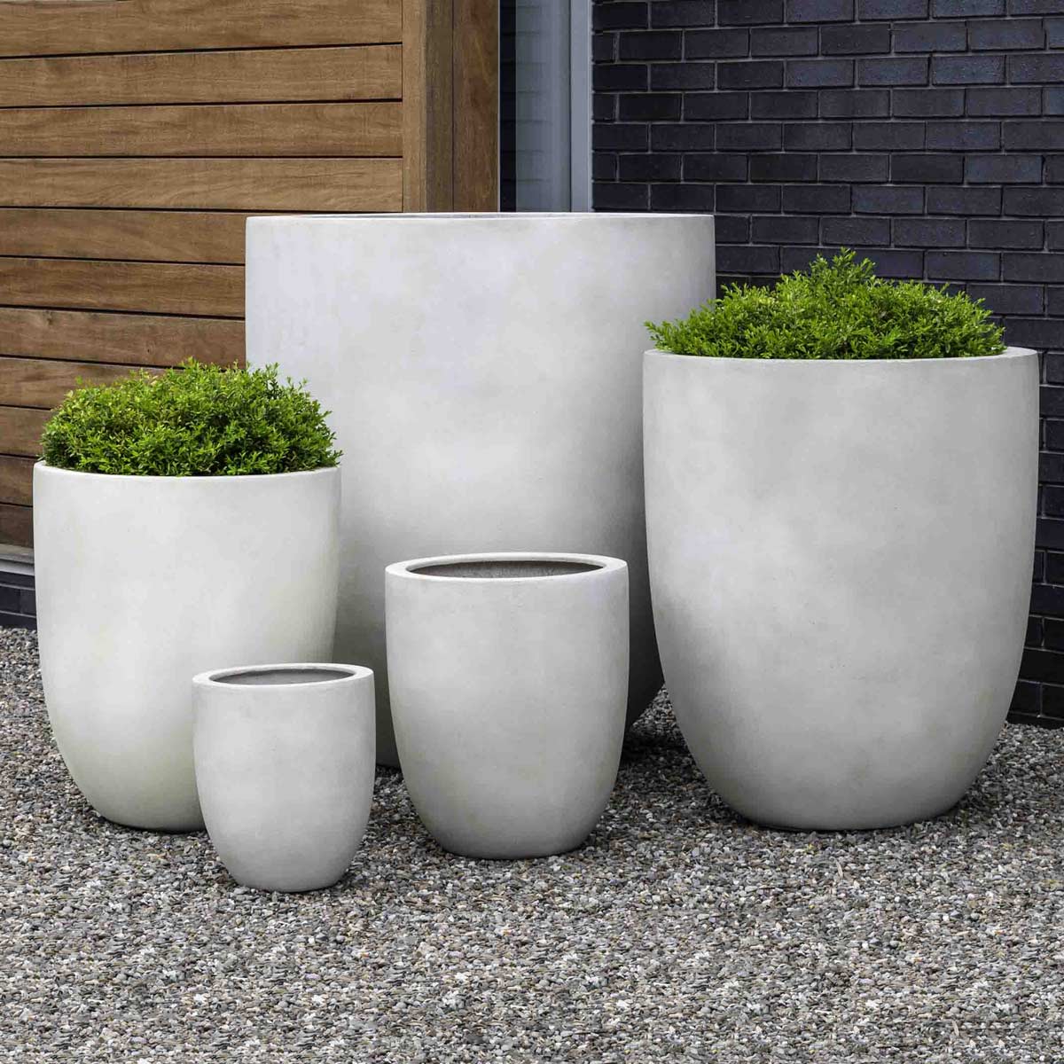 Bradford Planters (ivory Lite Fiberglass)